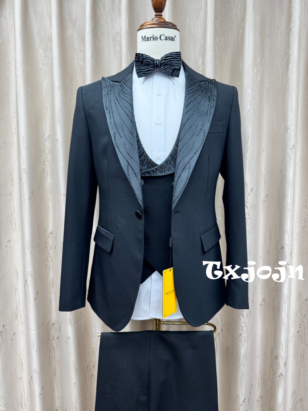 Classy Formal Man Suit Set 3 P - огляд і ціна Formal Wear For Men In Wedding
