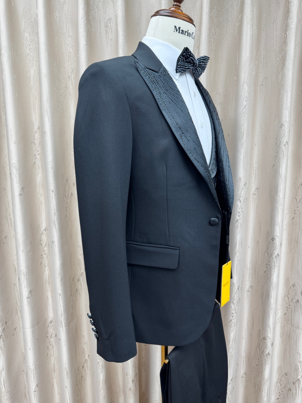 Classy Formal Man Suit Set 3 P - огляд і ціна Formal Wear For Men In Wedding